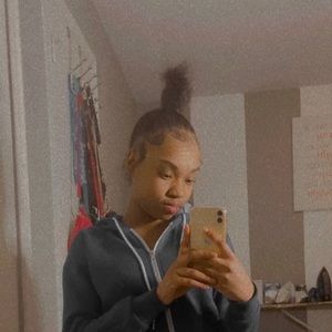 Meet your Posher, Lanaiya